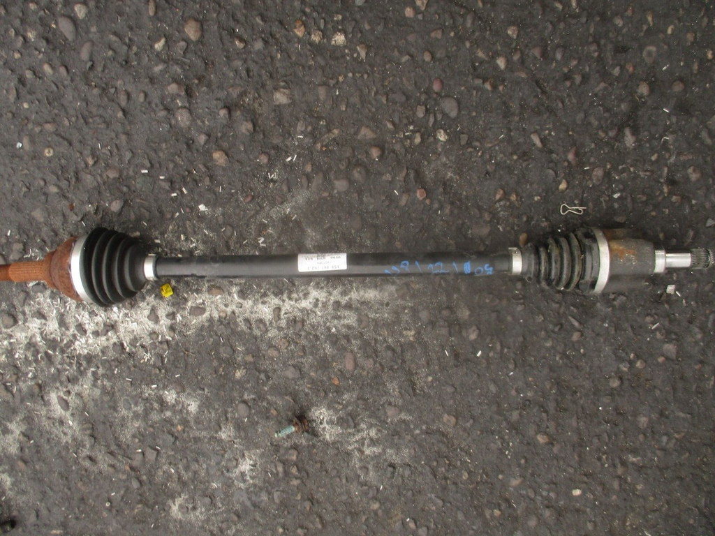 2022 VOLKSWAGEN UP MK1 OSF DRIVER SIDE FRONT RIGHT DRIVESHAFT 1S0407762J