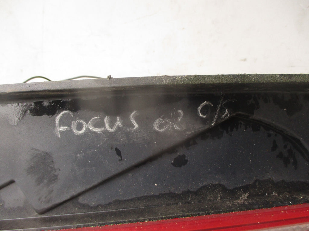 2008 FORD FOCUS MK2 OSR DRIVER SIDE REAR RIGHT TAIL LIGHT TAIL LAMP 8M5113404A