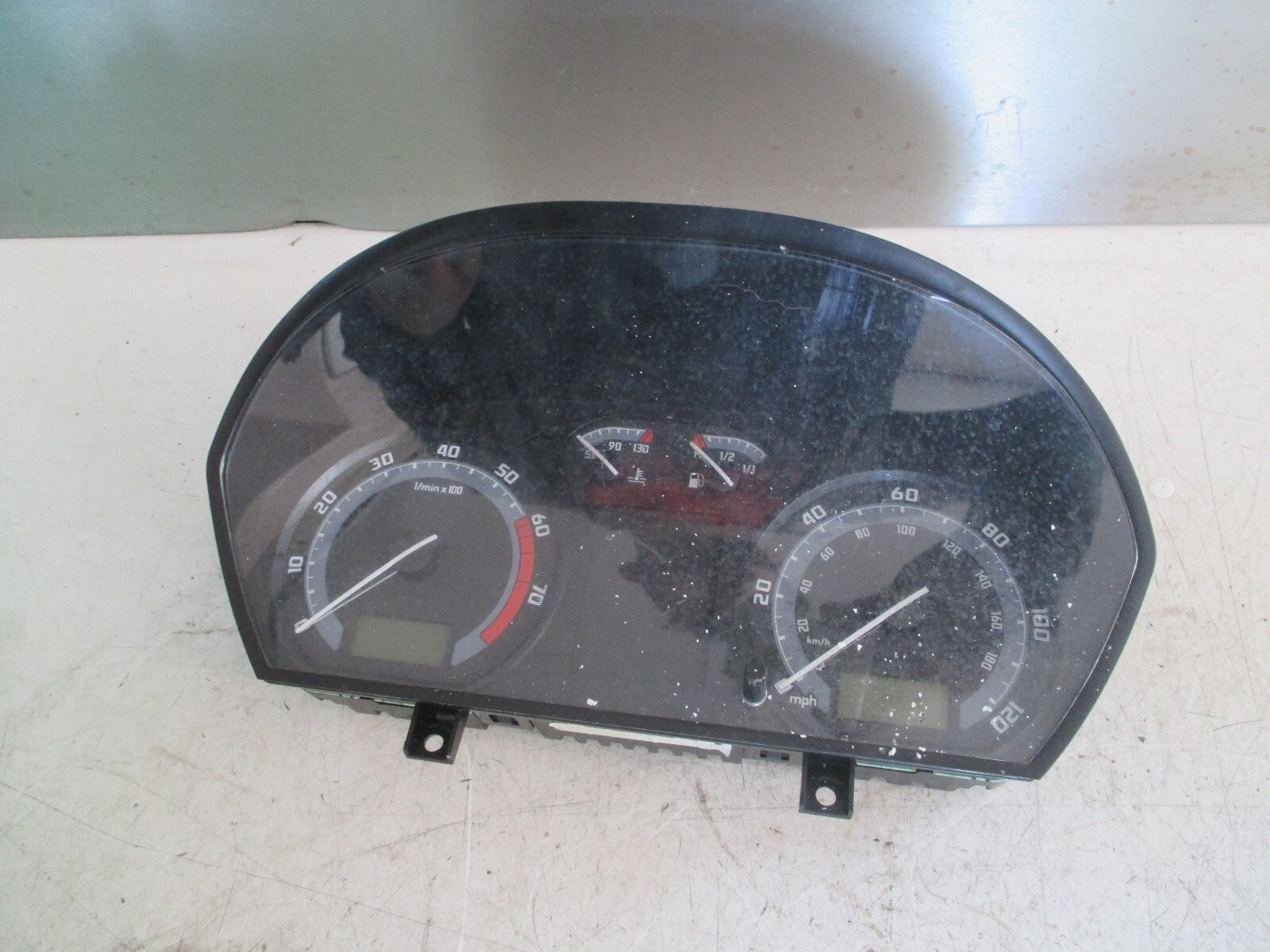 SKODA FABIA MK1 2006 SPEEDOMETER INSTRUMENT CLUSTER 6Y0920981M