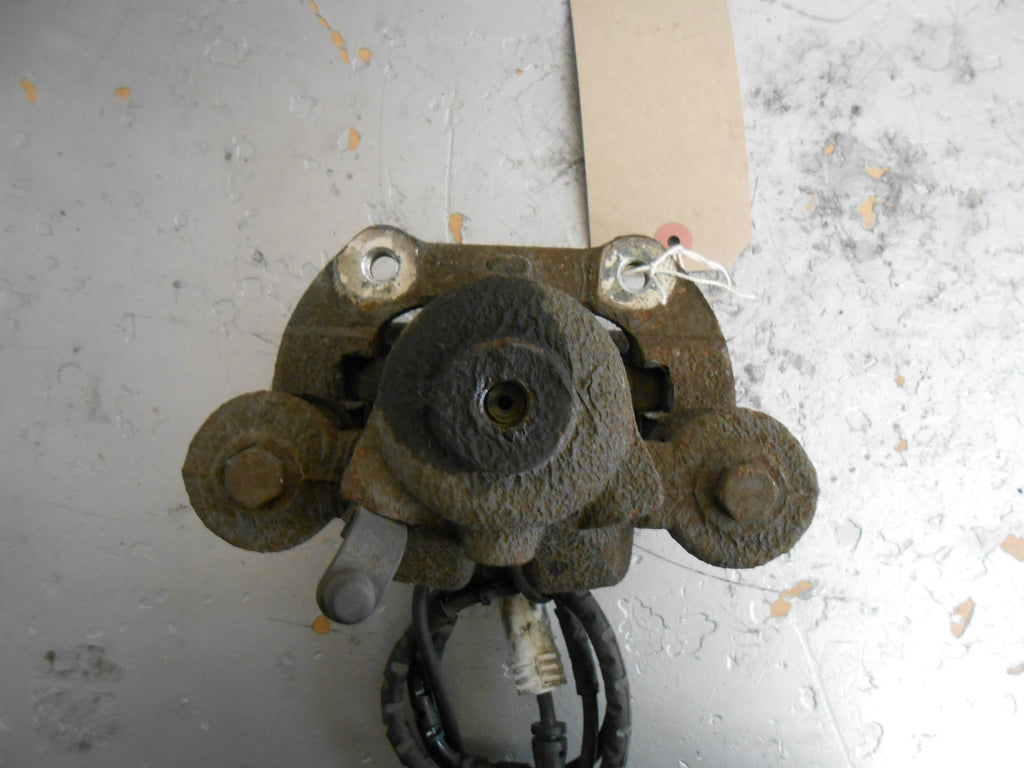 BMW 1 SERIES E87 116I 2.0 SPORT OSF DRIVER SIDE FRONT BRAKE CALIPER & CARRIER