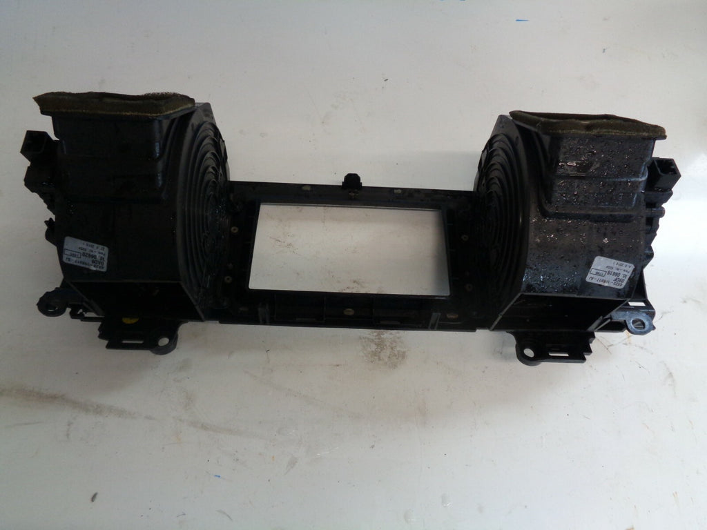 JAGUAR XF 3.0 D 2010 OS FRONT DRIVER SIDE DASHBOARD AIR VENT 8X2014A23BJ