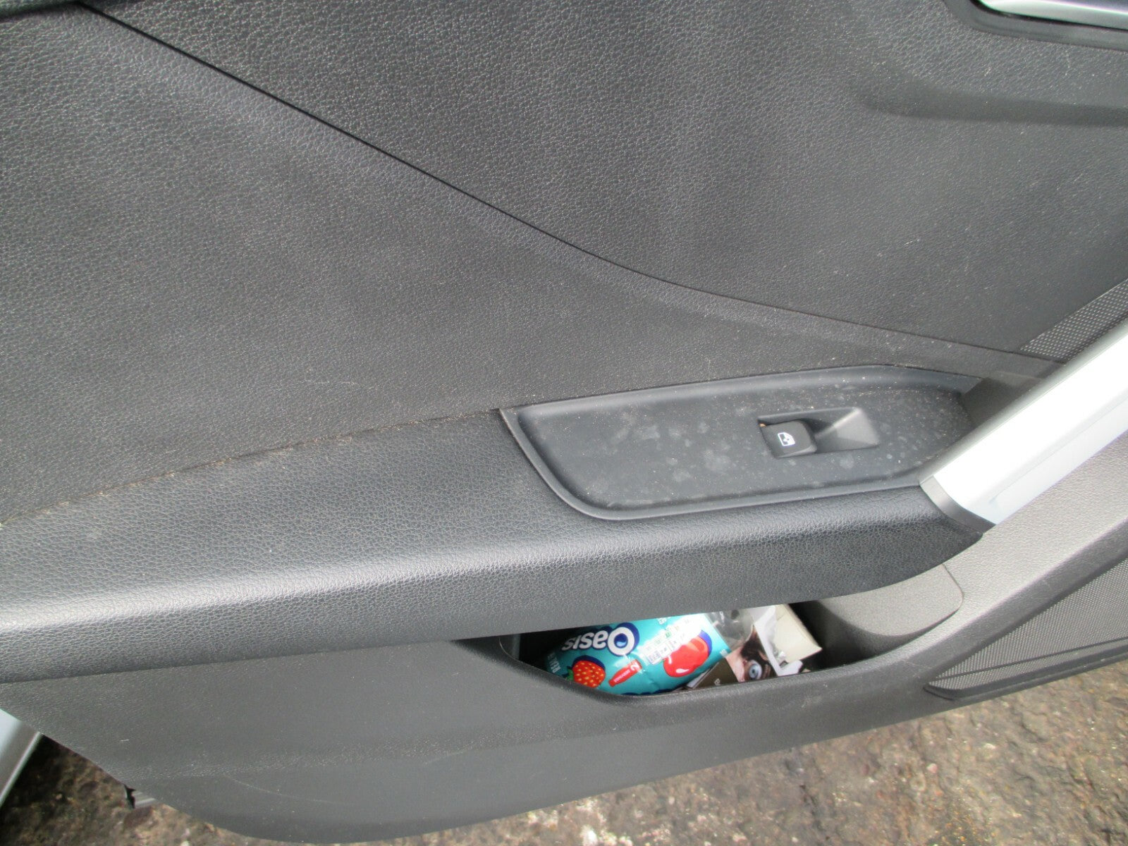 AUDI Q2 MK1 2020 NSF PASSENGER SIDE FRONT PLASTIC DOOR CARD PANEL ONLY