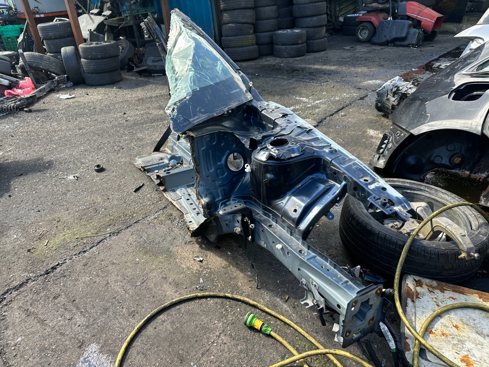 2020 MAZDA 3 MK4 BP NSF PASSENGER SIDE FRONT QUARTER CHASSIS LEG FLITCH CUT