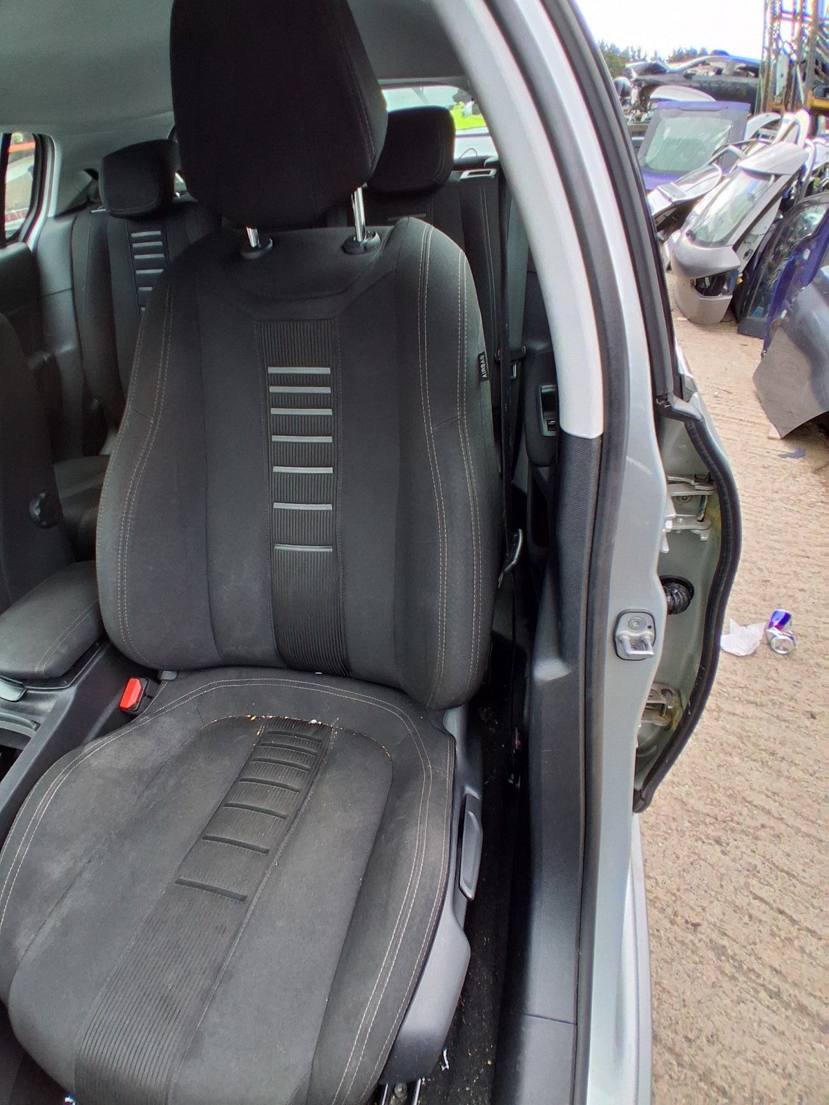2014 PEUGEOT 308 MK2 NSF PASSENGER SIDE FRONT COMPLETE SEAT HALF LEATHER