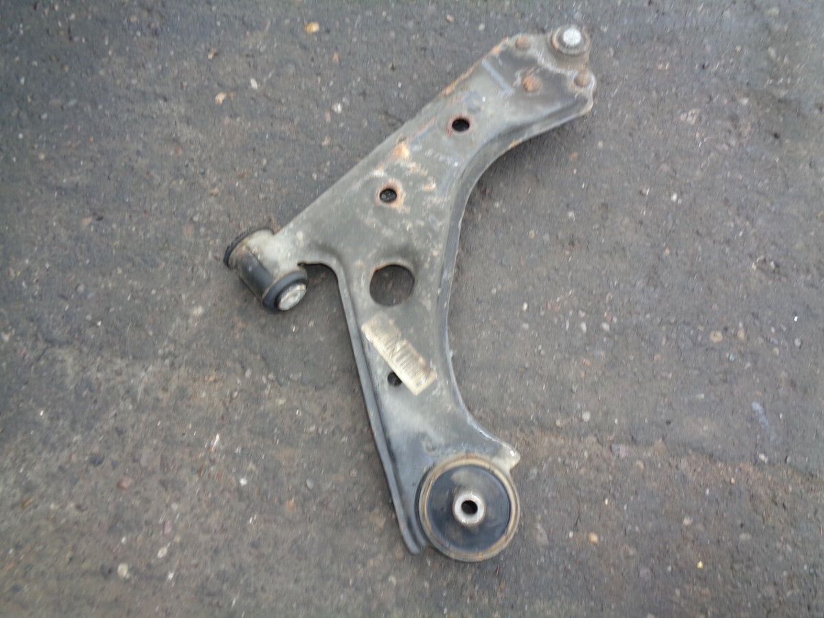 VAUXHALL CORSA D 2013 1.4 PETROL NSF PASSENGER SIDE FRONT WISHBONE