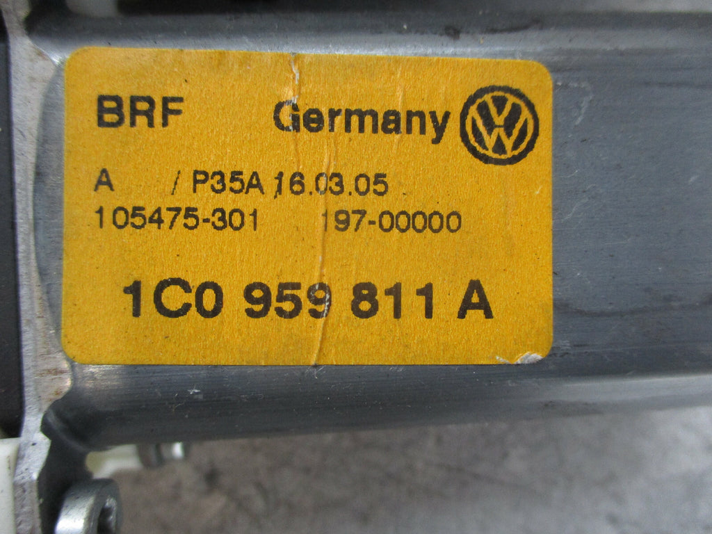 VW VOLKSWAGEN GOLF MK4 NS PASSENGER SIDE FRONT WINDOW WIPER MOTOR 1C0959811A