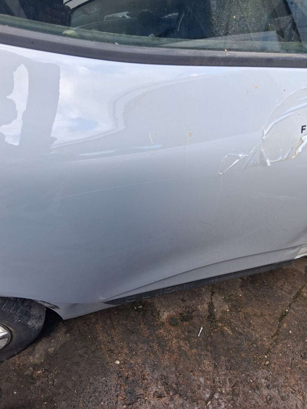 2024 RENAULT CLIO FACELIFT MK5 OSR DRIVER SIDE REAR RIGHT BARE DOOR GREY