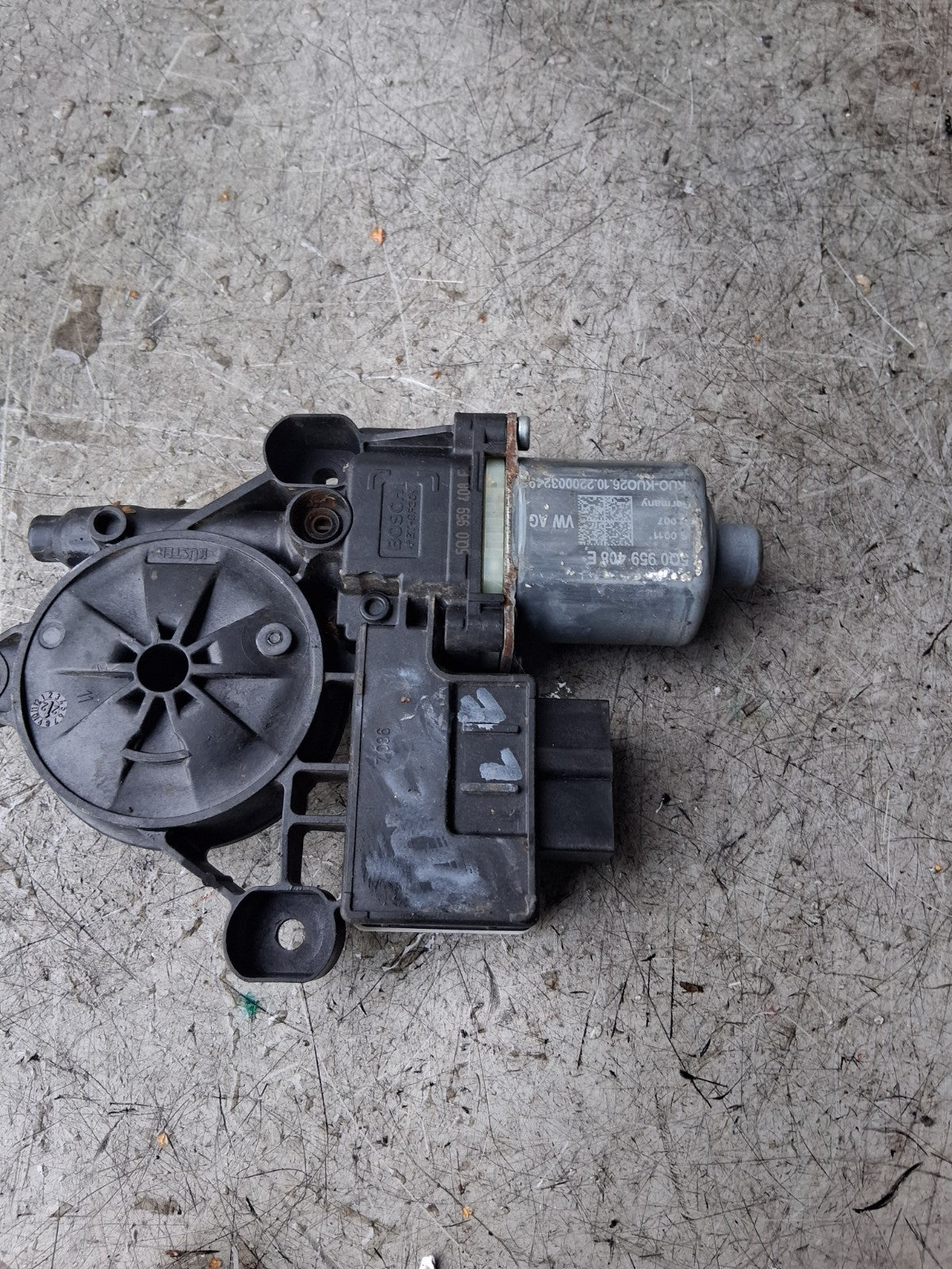 2023 VW VOLKSWAGEN TIGUAN WINDOW REGULATOR MOTOR 5Q0959408E