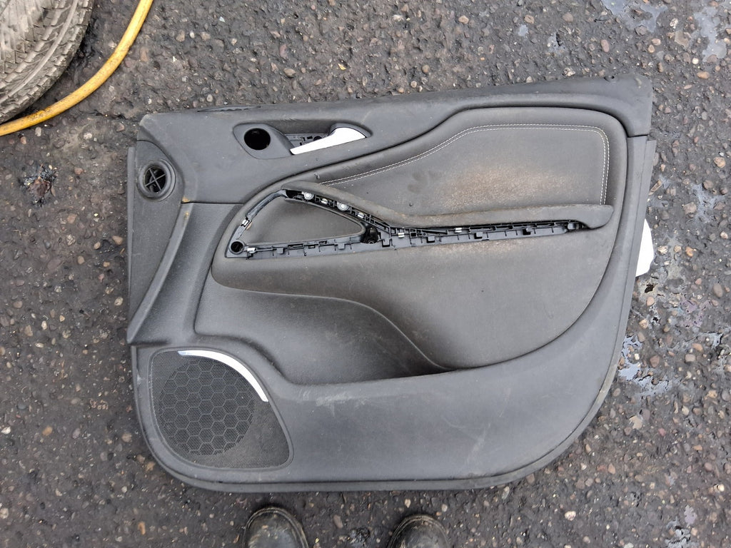 2018 VAUXHALL ZAFIRA C OSF DRIVER SIDE FRONT RIGHT WINDOW CONTROL SWITCH