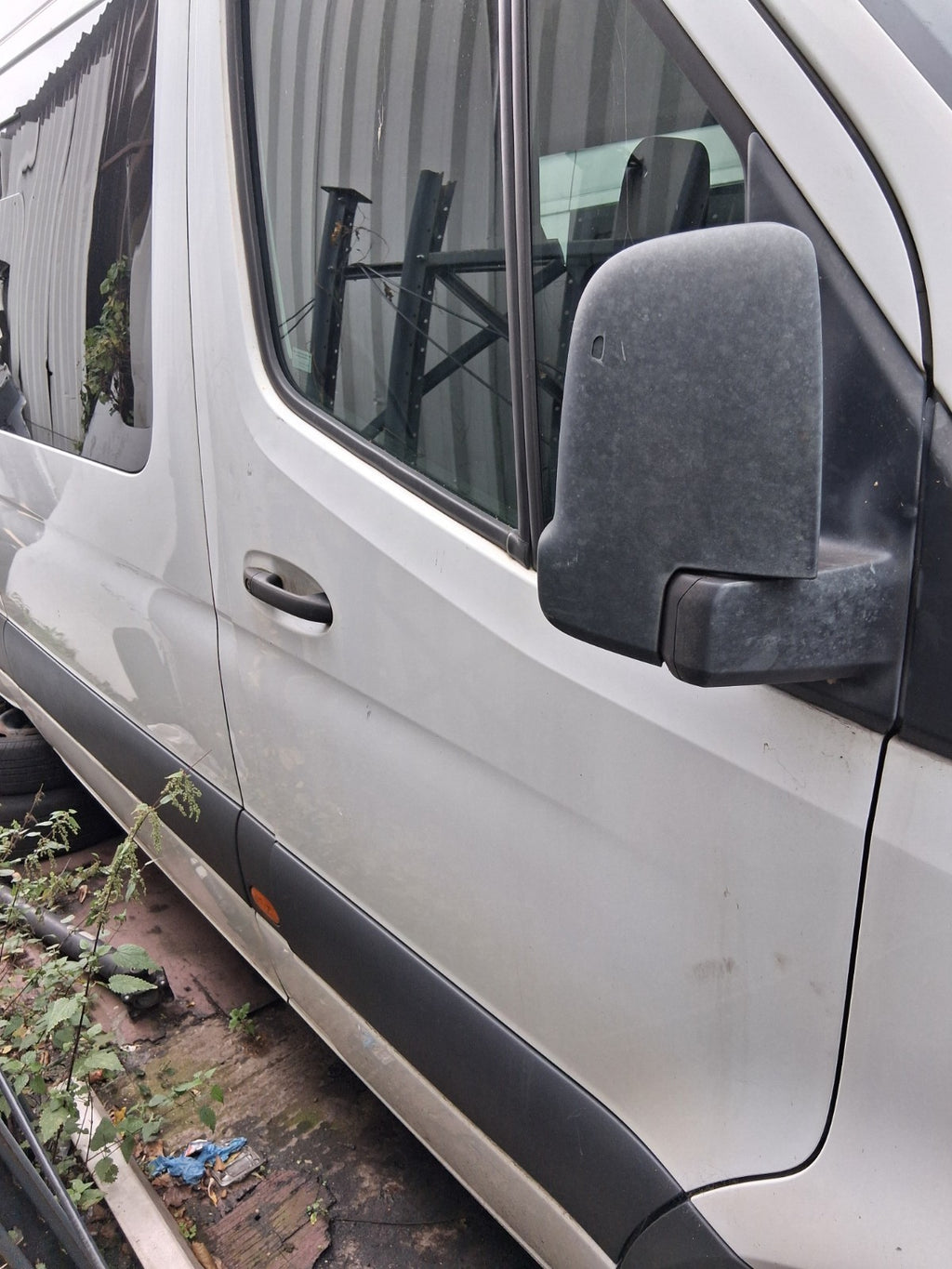 2018 MERCEDES BENZ SPRINTER W907 OSF DRIVER SIDE FRONT RIGHT BARE DOOR WHITE