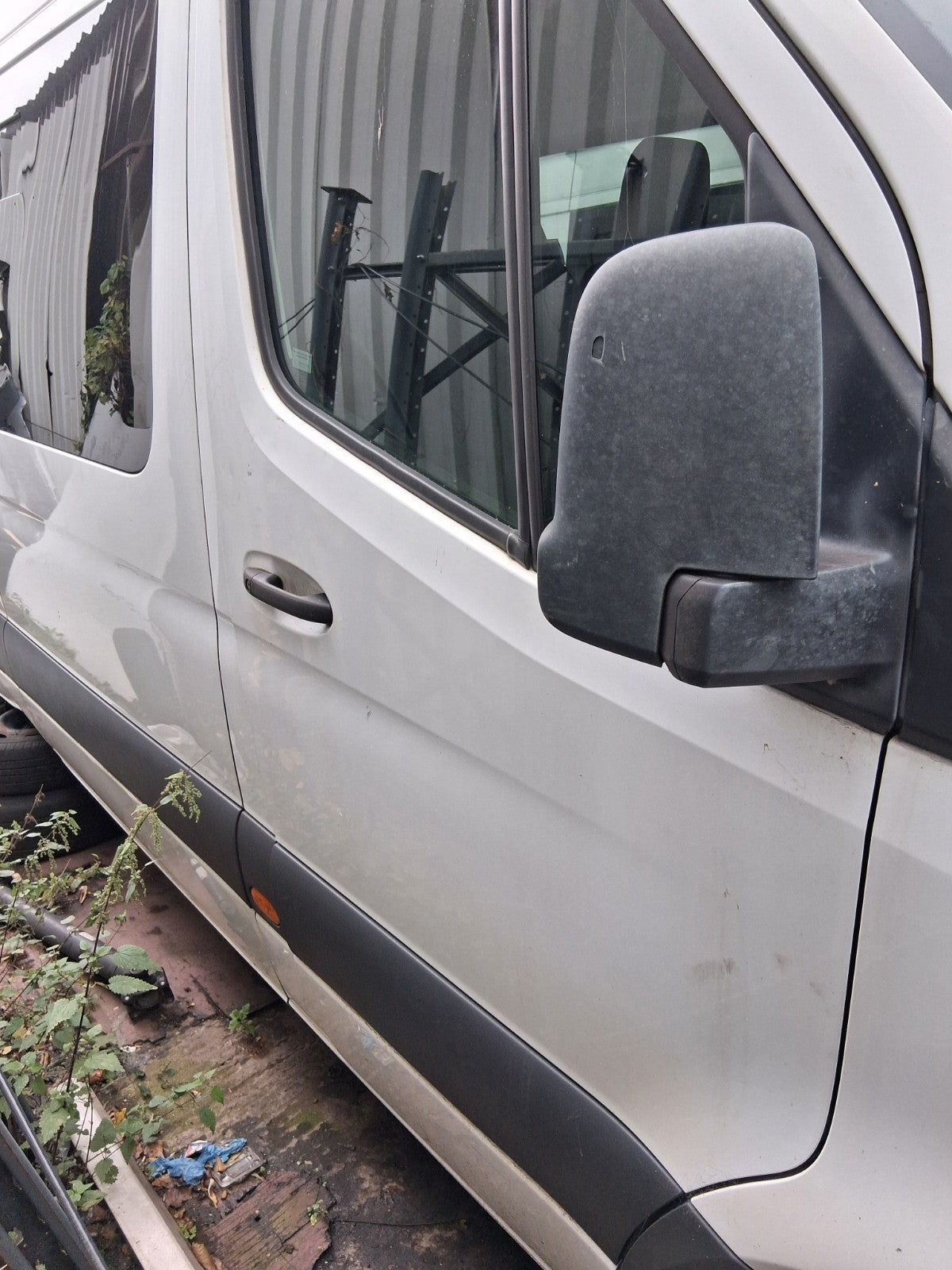 2018 MERCEDES BENZ SPRINTER W907 OSF DRIVER SIDE FRONT RIGHT BARE DOOR WHITE