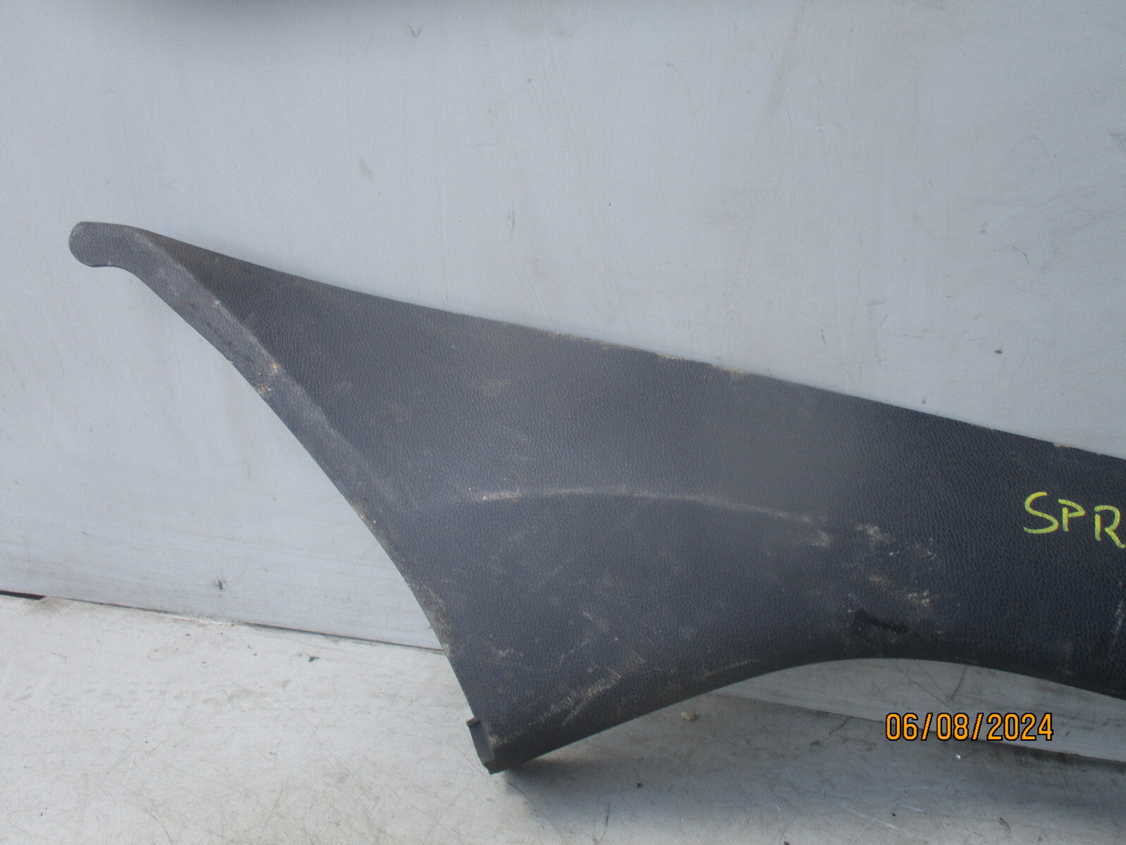 2020 MERCEDES BENZ W907 OSF DRIVER SIDE A PILLAR TRIM COVER PANEL A9076901200