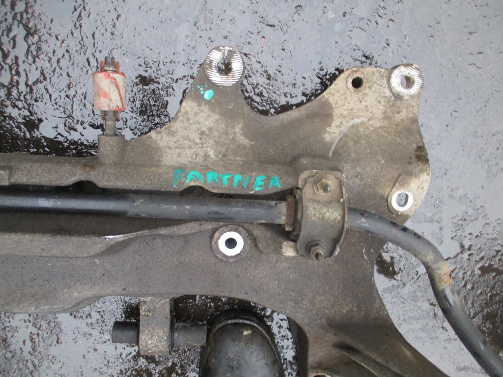 2015 PEUGEOT BIPPER 1.3 DIESEL FRONT SUB FRAME 52010554