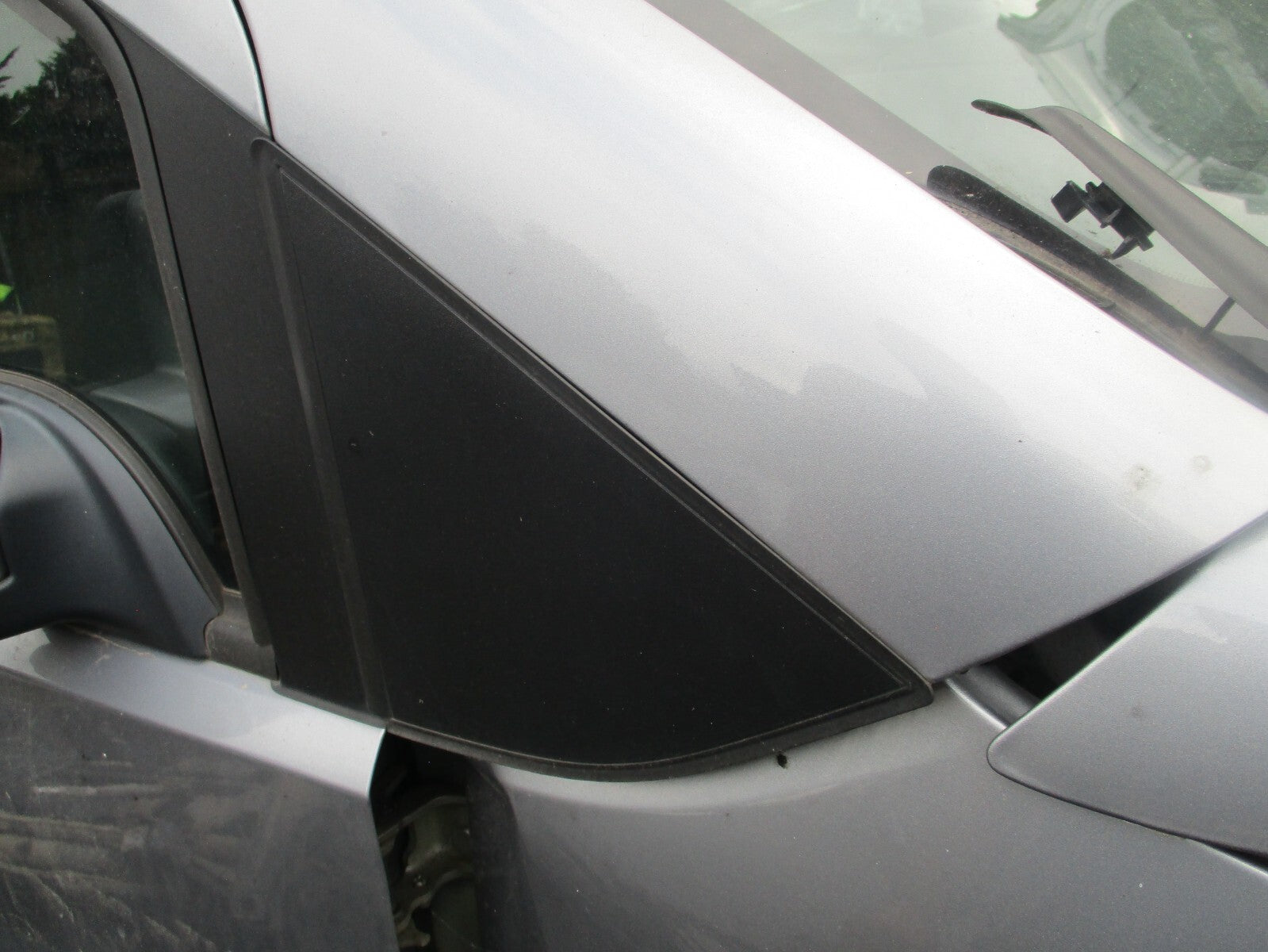 2019 VAUXHALL COMBO E MK4 OS DRIVER SIDE WING CORNER TRIM