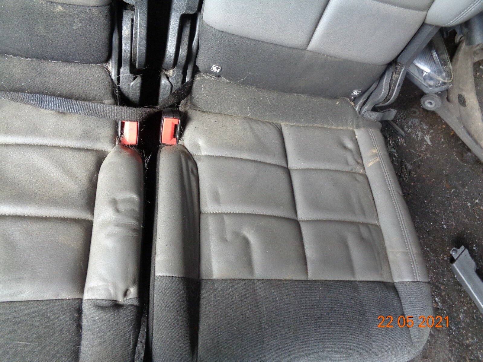 CITROEN C5 AIRCROSS 2019 REAR SEATS HALF LEATHER & FABRIC WITH WHITE STRIP