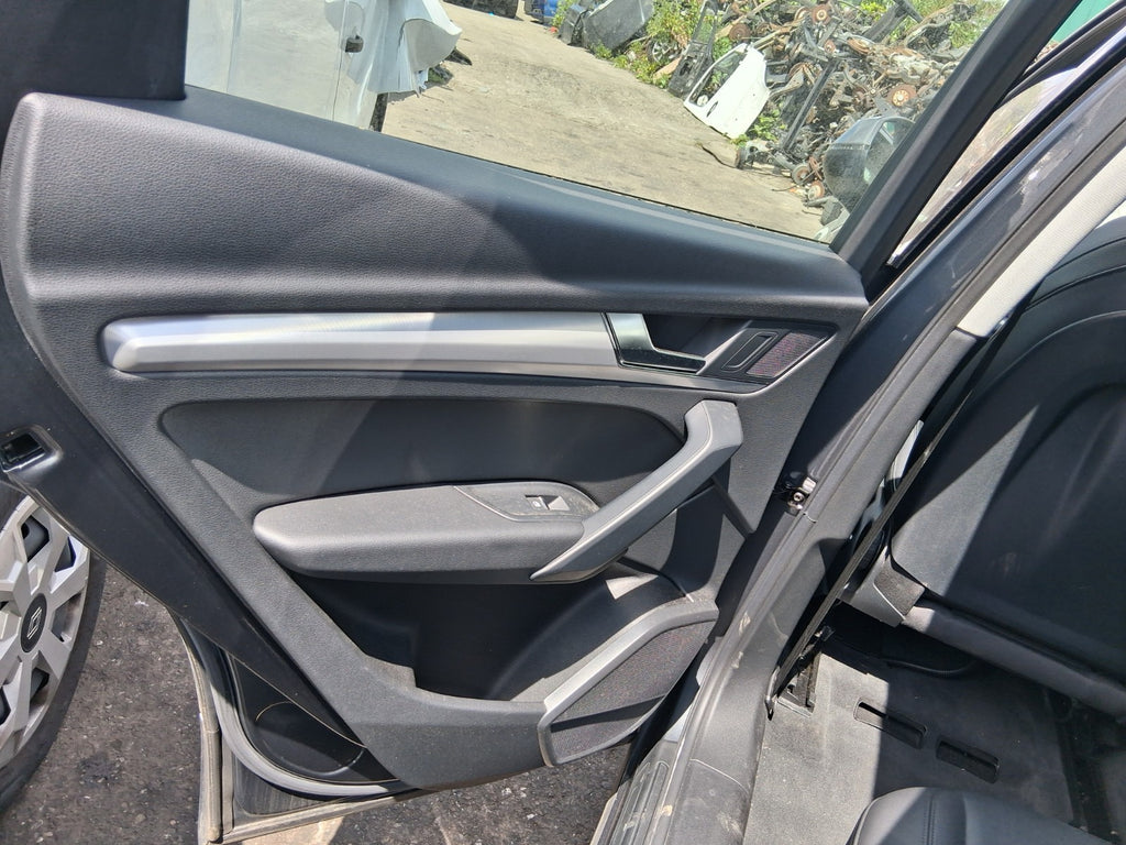 2019 AUDI Q5 ESTATE FY NSR PASSENGER SIDE REAR DOOR CARD PANEL
