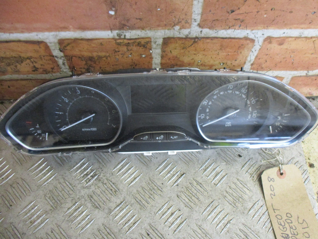 2012-2016 PEUGEOT 208 1.2  SPEEDOMETER CLOCKS INSTRUMENT CLUSTER 769317790U