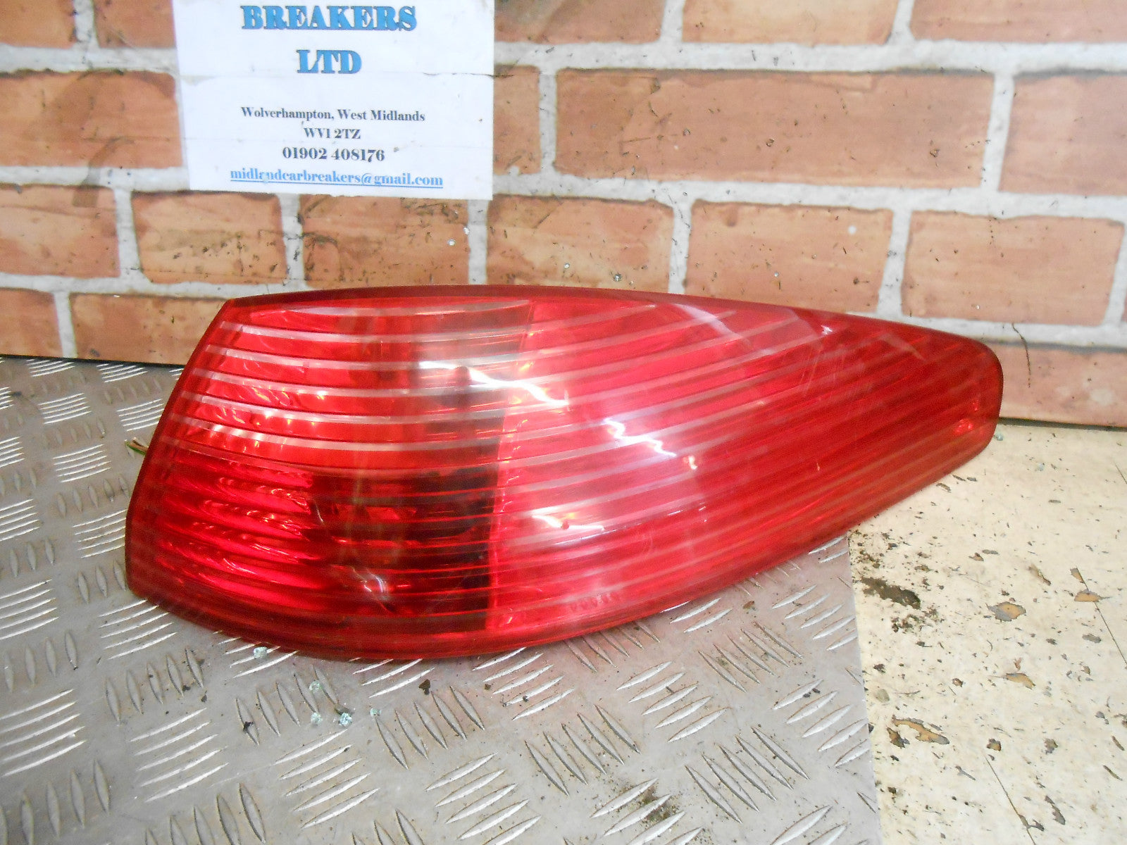 PEUGEOT 607 2004 OSR DRIVER SIDE REAR OUTER BRAKE TAIL LIGHT CLUSTER
