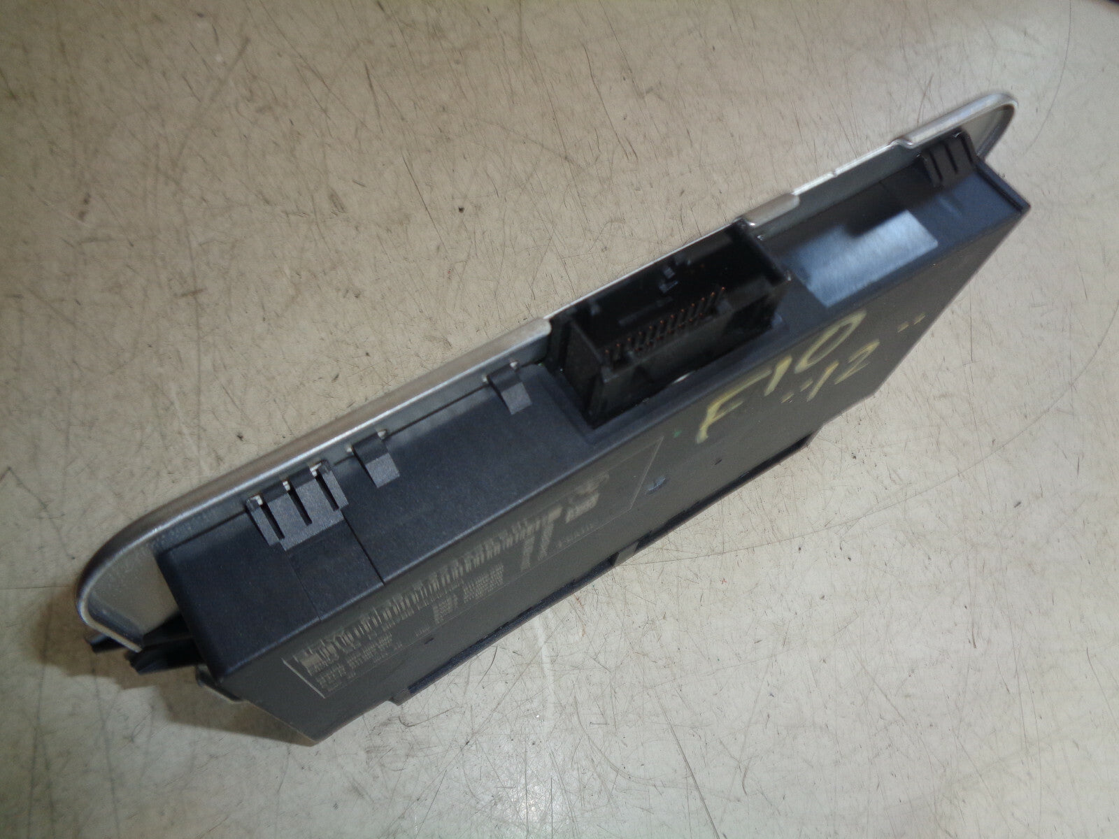 BMW 5 SERIES F10 2012 FOOTWELL CONTROL MODULE UNIT 9273628