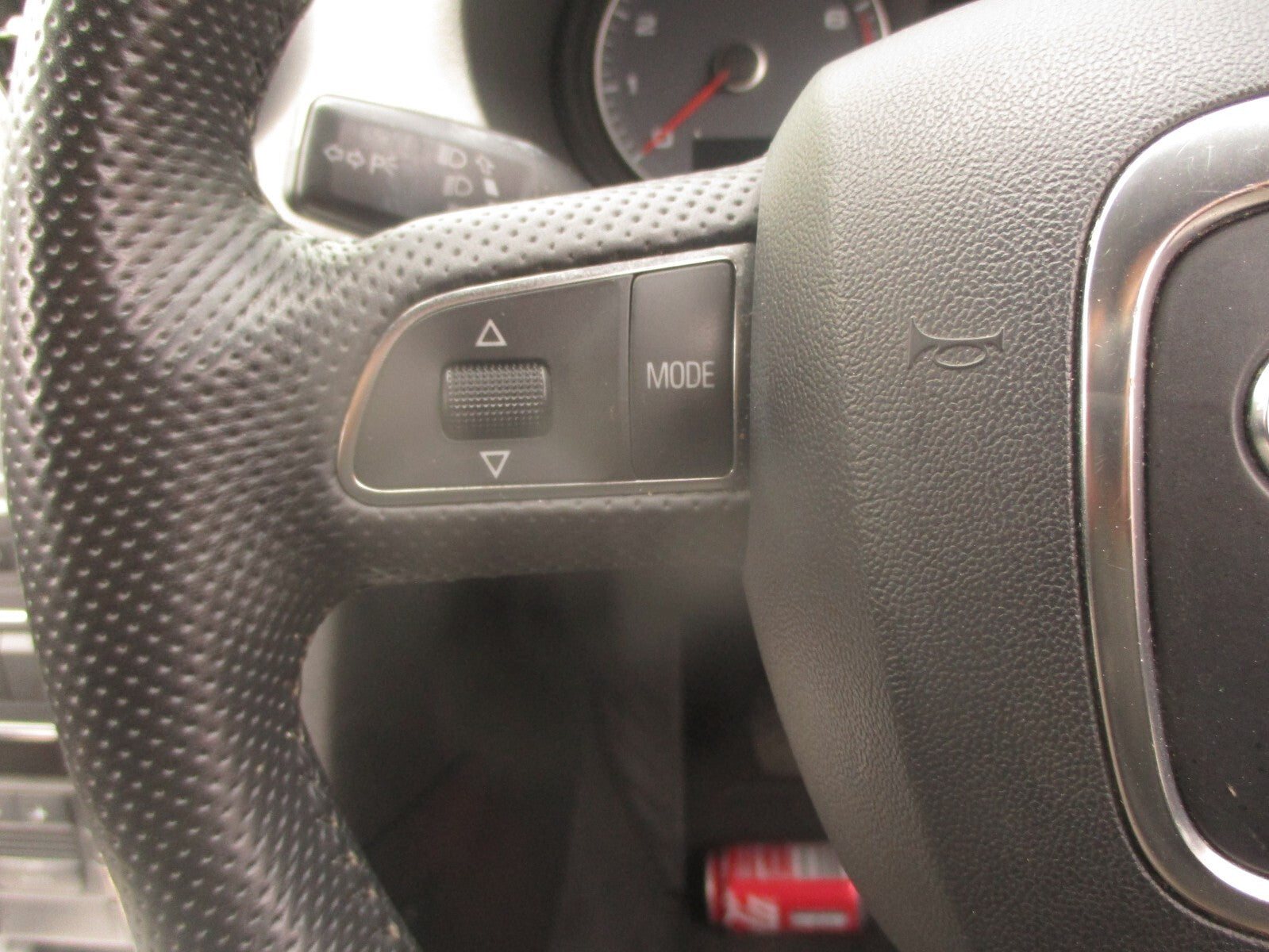 2012 AUDI A3 8P 5 DOOR FACELIFT FRONT 3 SPOKE MULTIFUNCTION STEERING WHEEL
