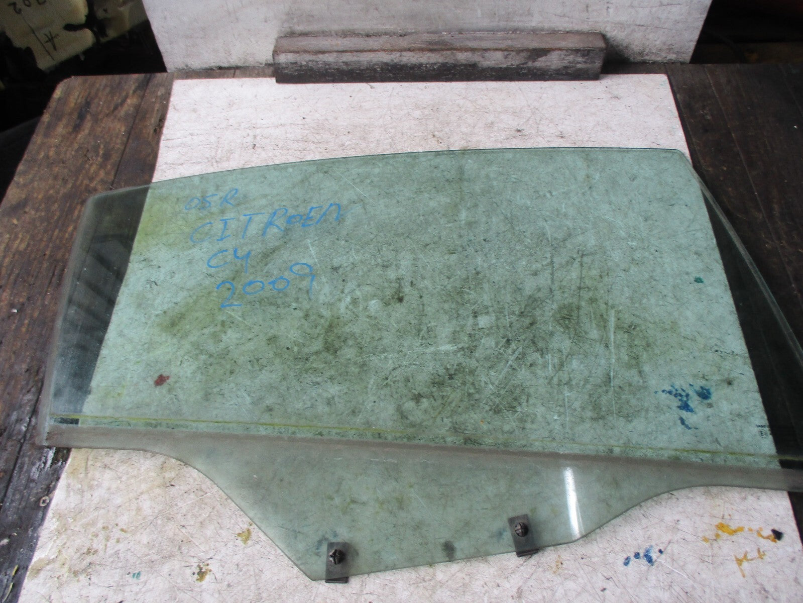CITROEN C4 MK1 2009 OSR DRIVER SIDE REAR DOOR WINDOW GLASS