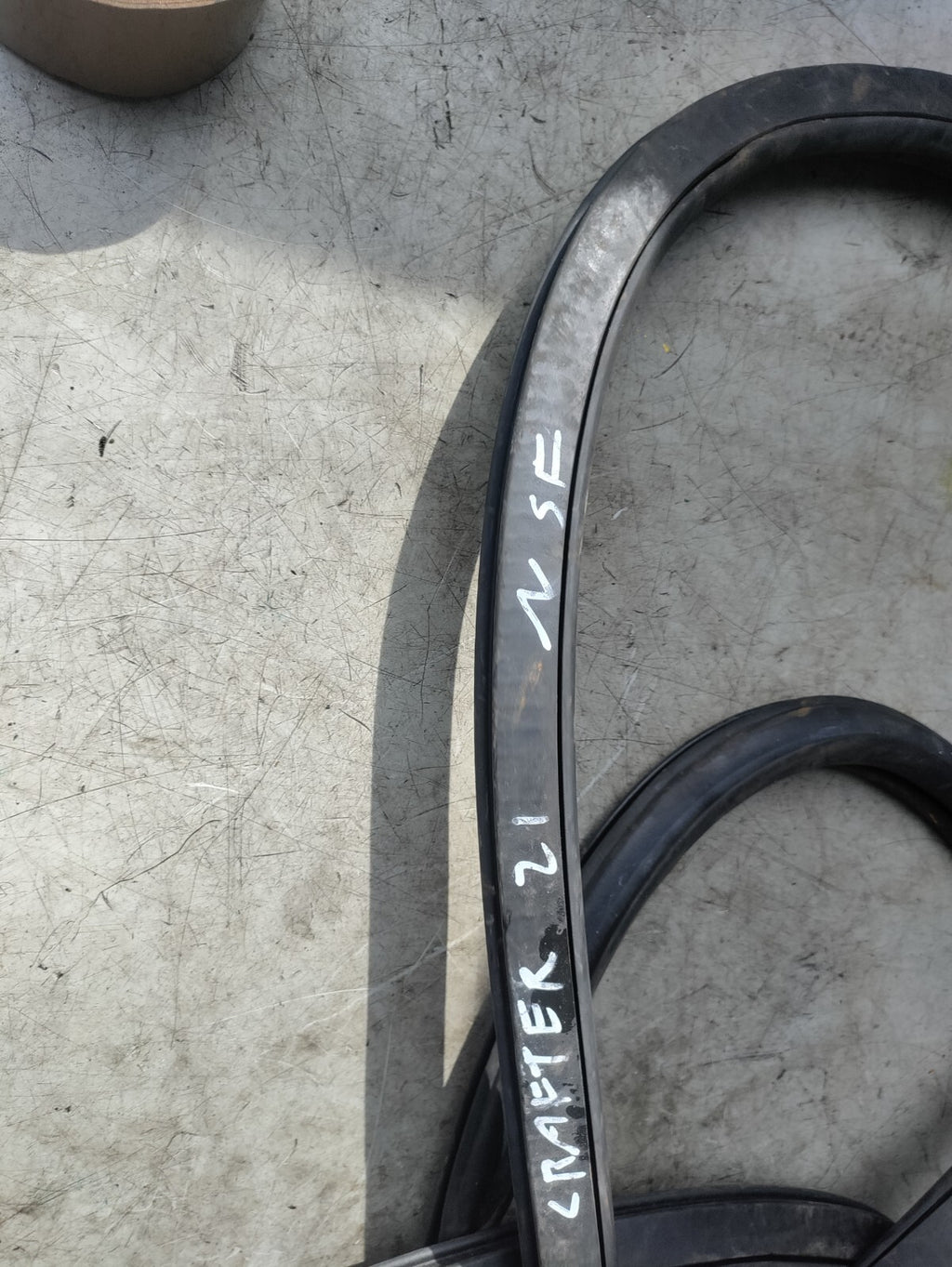 2022 VW VOLKSWAGEN CRAFTER MK2 NSF PASSENGER SIDE FRONT DOOR RUBBER SEAL