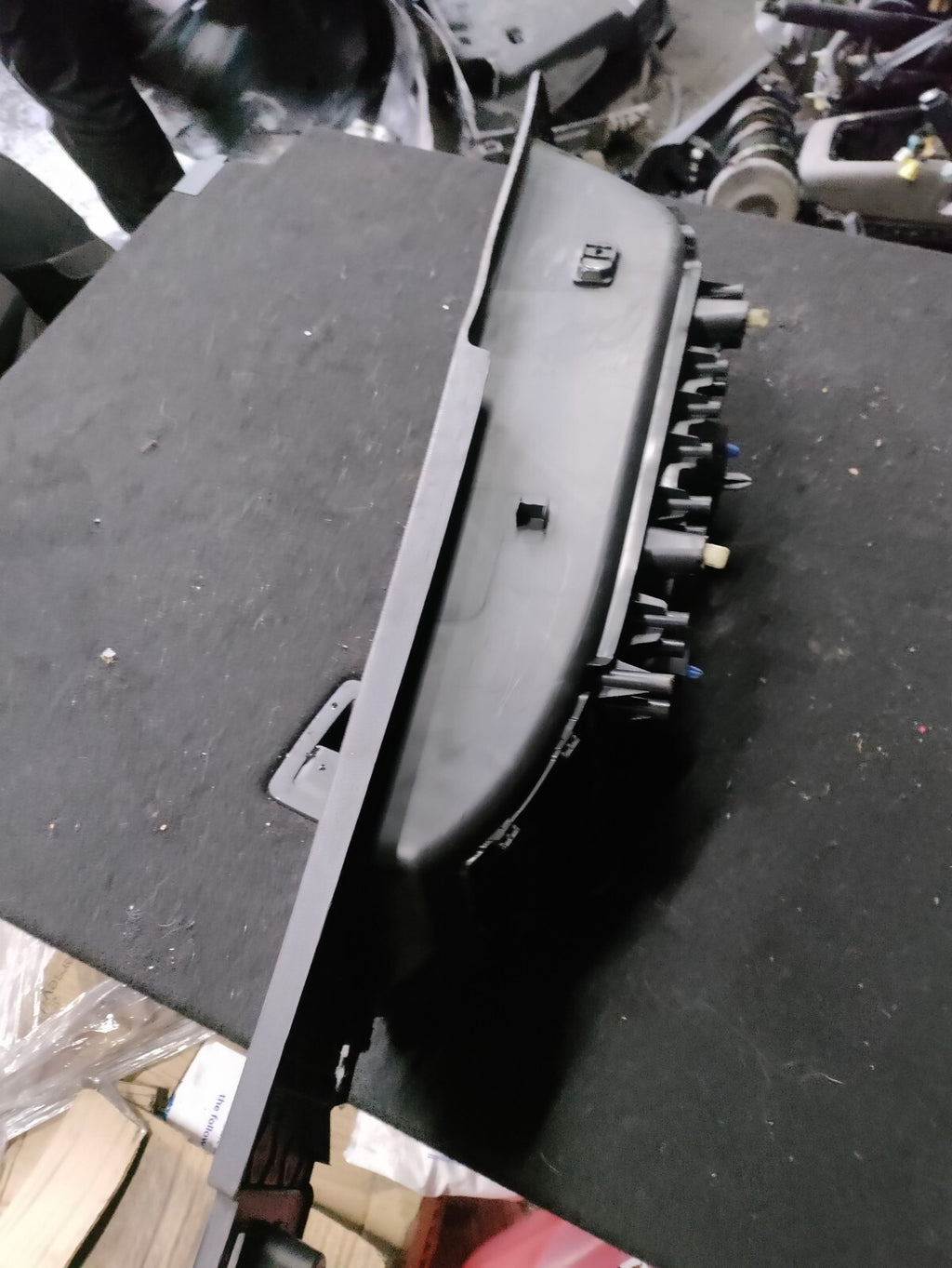 VAUXHALL VIVARO MK3 2021 NS PASSENGER SIDE STEP COVER 98121117ZD