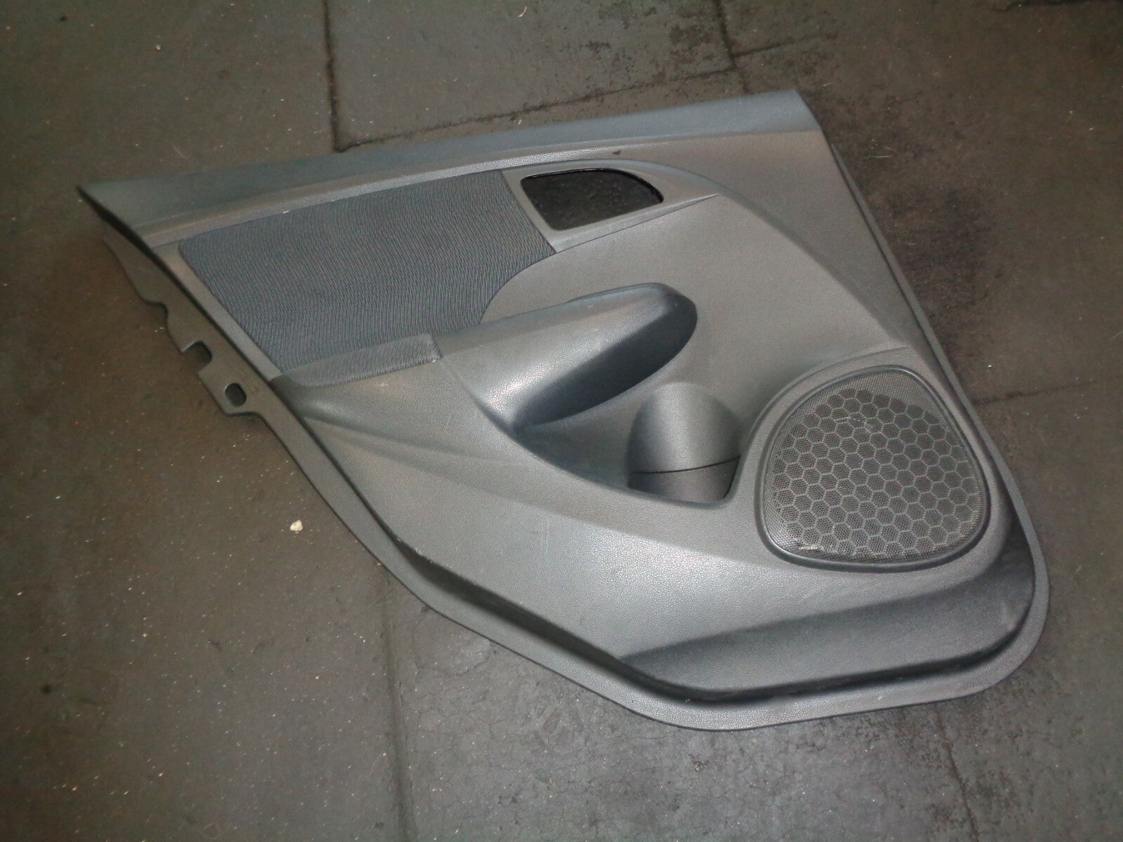 HONDA INSIGHT 2011 NSR PASSENGER SIDE REAR DOOR DOOR CARD