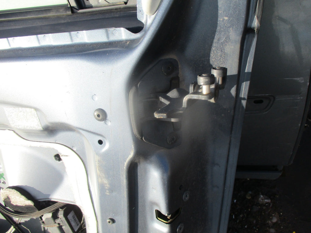 PEUGEOT 1007 KM 2005 OS DRIVER SIDE BARE DOOR SHELL EZW GRIS FER IRON GREY