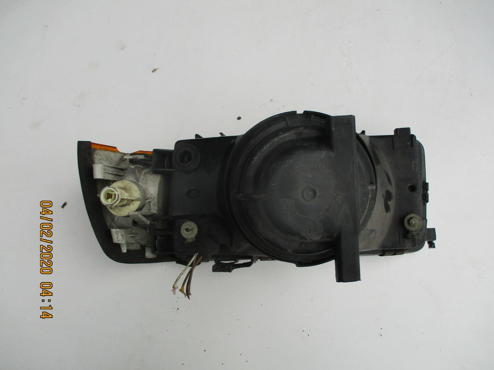 AUDI 80 E 1990 OS DRIVER SIDE FRONT LIGHT HEADLIGHT INDICATOR LAMP 1307022057