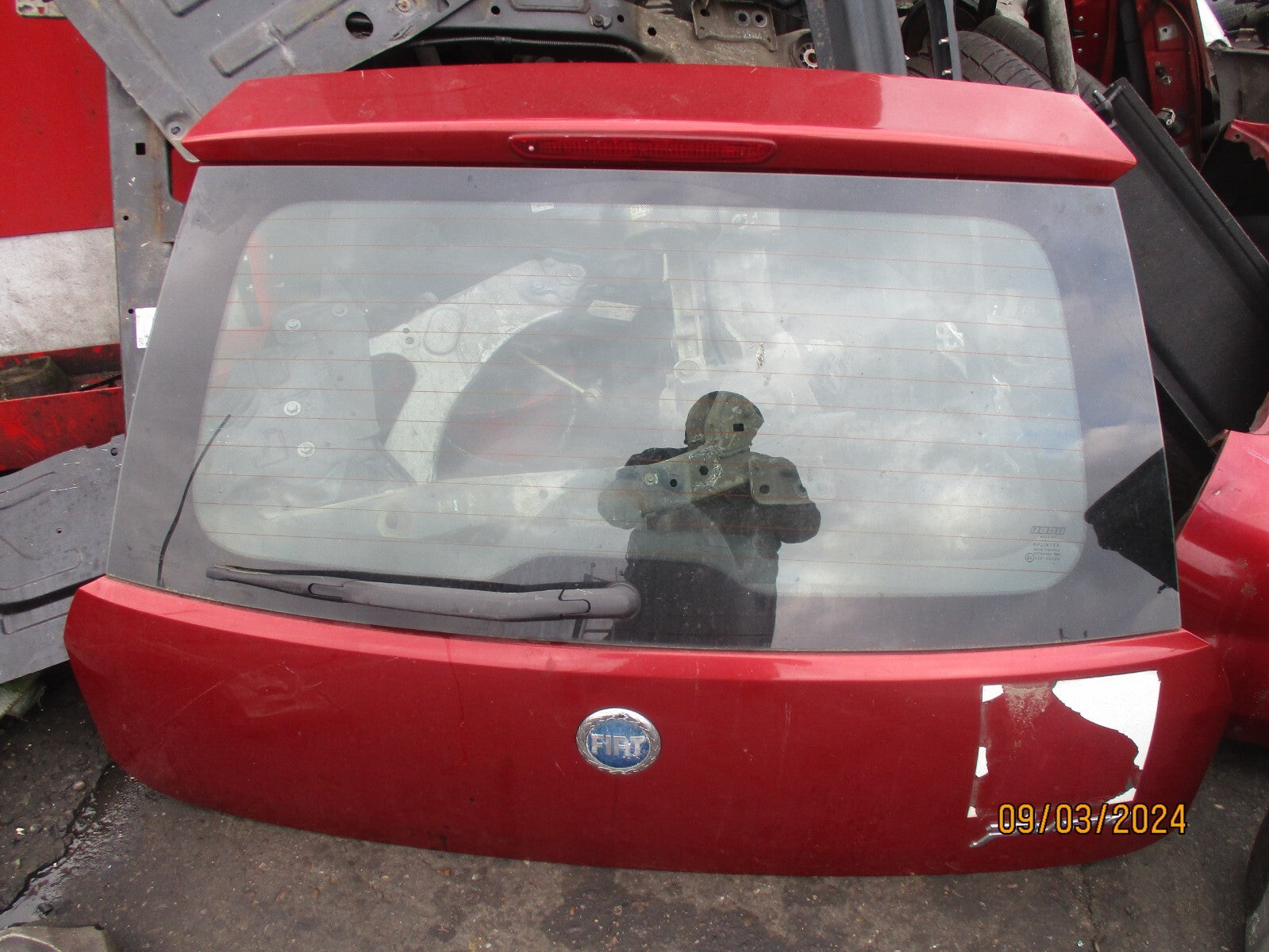 FIAT GRANDE PUNTO 2008 5 DOOR REAR TAILGATE BOOTLID ROSSO MALIZIOSO 163