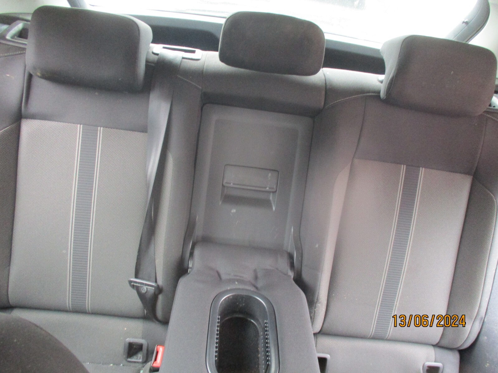 2020 VW VOLKSWAGEN T ROC REAR COMPLETE BASE & BENCH SEATS FABRIC