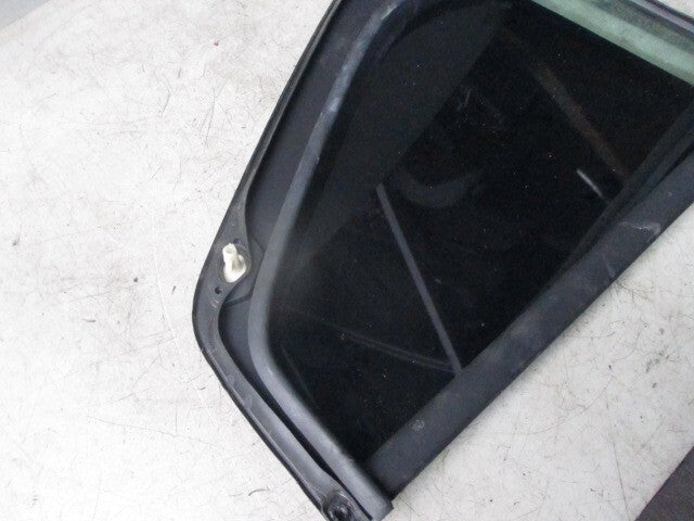 2017 VW VOLKSWAGEN GOLF MK7 OSR DRIVER SIDE QUARTER GLASS 5G6845214
