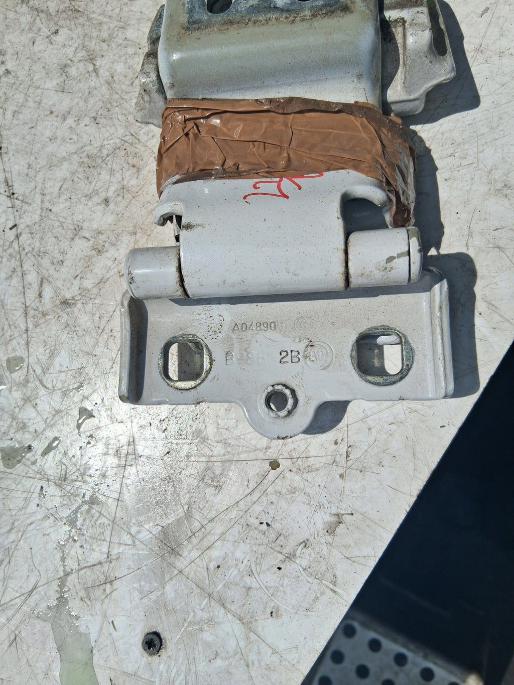 2023 VAUXHALL MOVANO C MK3 OSR DRIVER SIDE REAR DOOR PAIR OF HINGES A048903