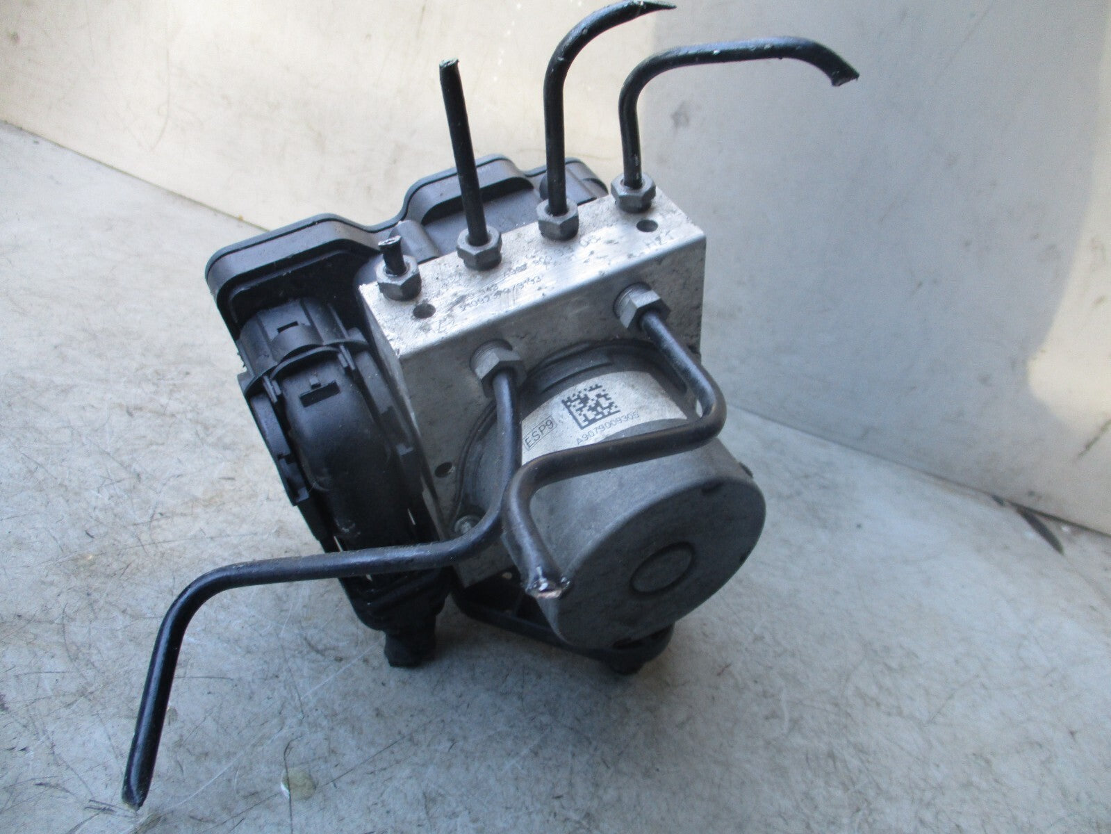 2022 MERCEDES BENZ SPRINTER W907 2.1 DIESEL ABS PUMP MODULATOR A9079009305