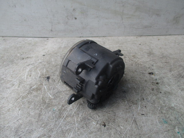 2007 RENAULT LAGUNA MK3 OSF DRIVER SIDE FOG LIGHT
