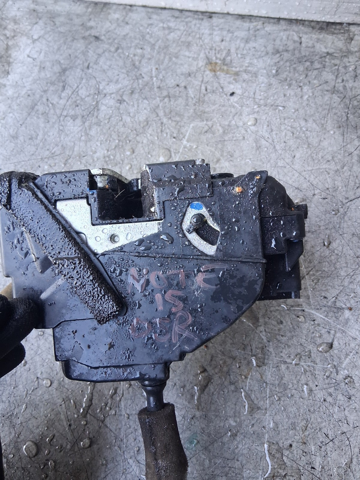 2015 NISSAN NOTE OSR DRIVER SIDE REAR DOOR WITH LOCK MECH & HANDLE