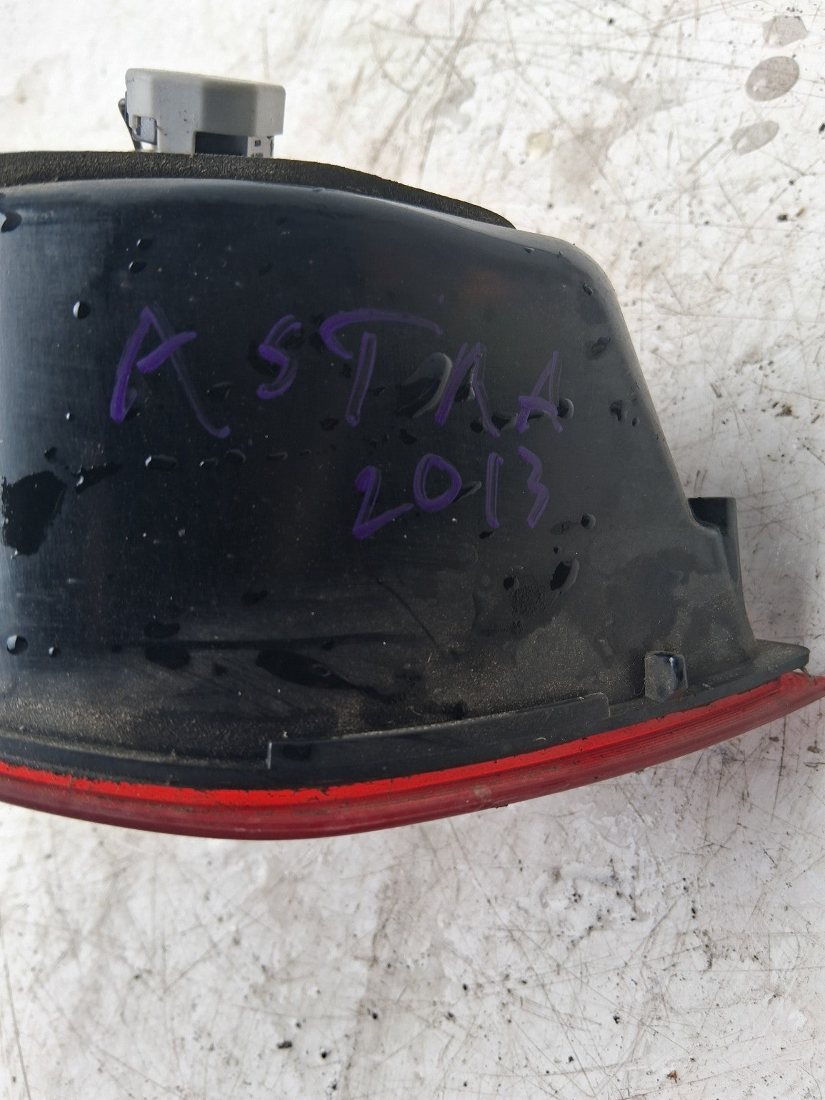 VAUXHALL ASTRA J 2013 OSR REAR OFF DRIVER SIDE TAIL LIGHT 366900804