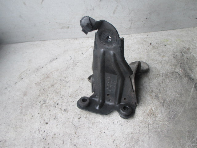 VW GOLF MK6  ABS PUMP SUPPORT BRACKET MOUNT 1K2614235C