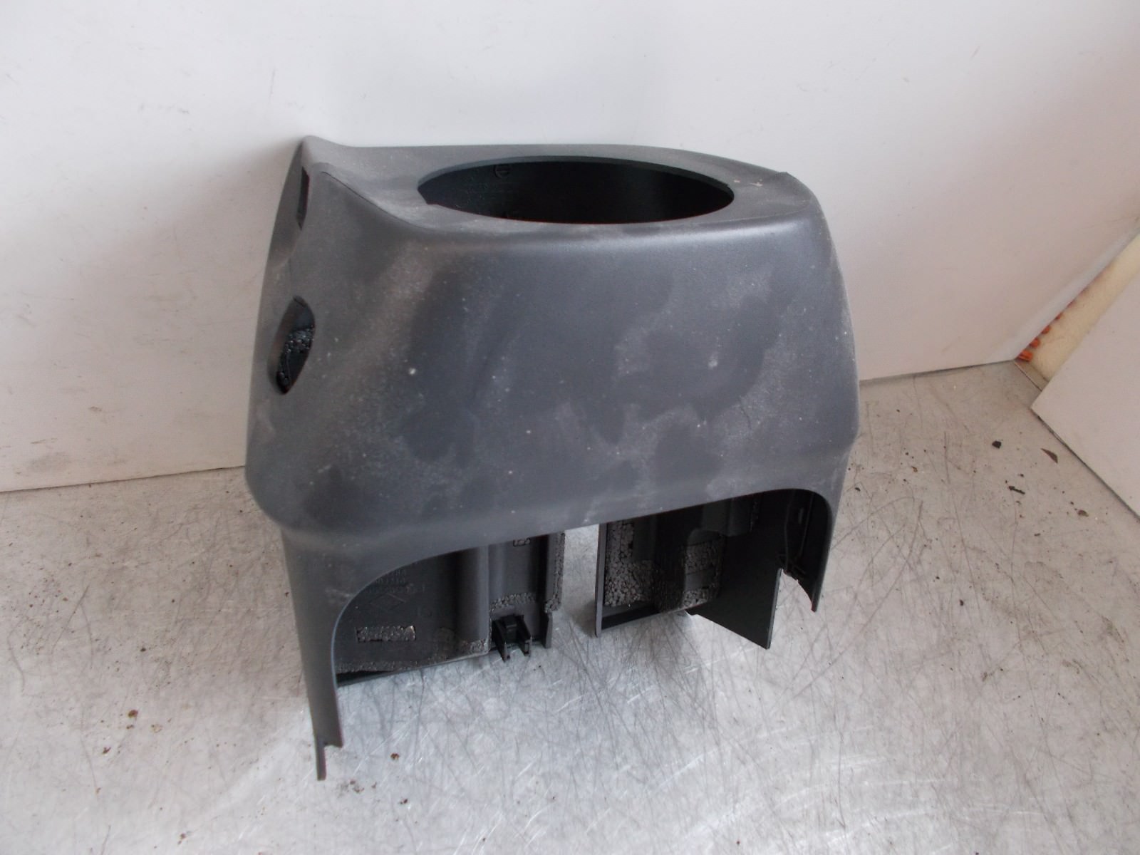 2015 RENAULT CLIO MK4 STEERING COLUMN COVER COWELLING