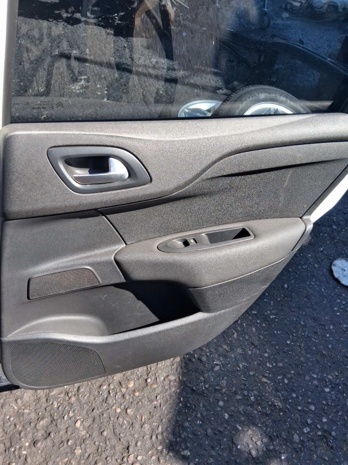 2013 CITROEN C4 MK2 OSR DRIVER SIDE REAR RIGHT COMPLETE DOOR WHITE