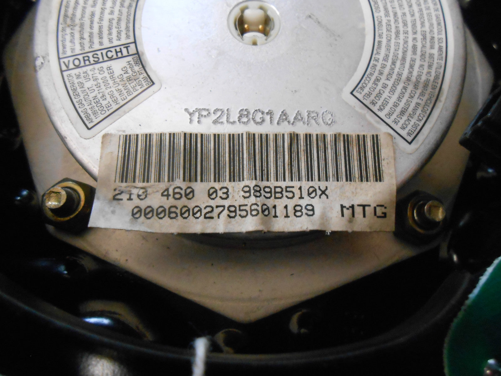 MERCEDES E CLASS W210 2000 STEERING WHEEL AIRBAG UNIT 21046003