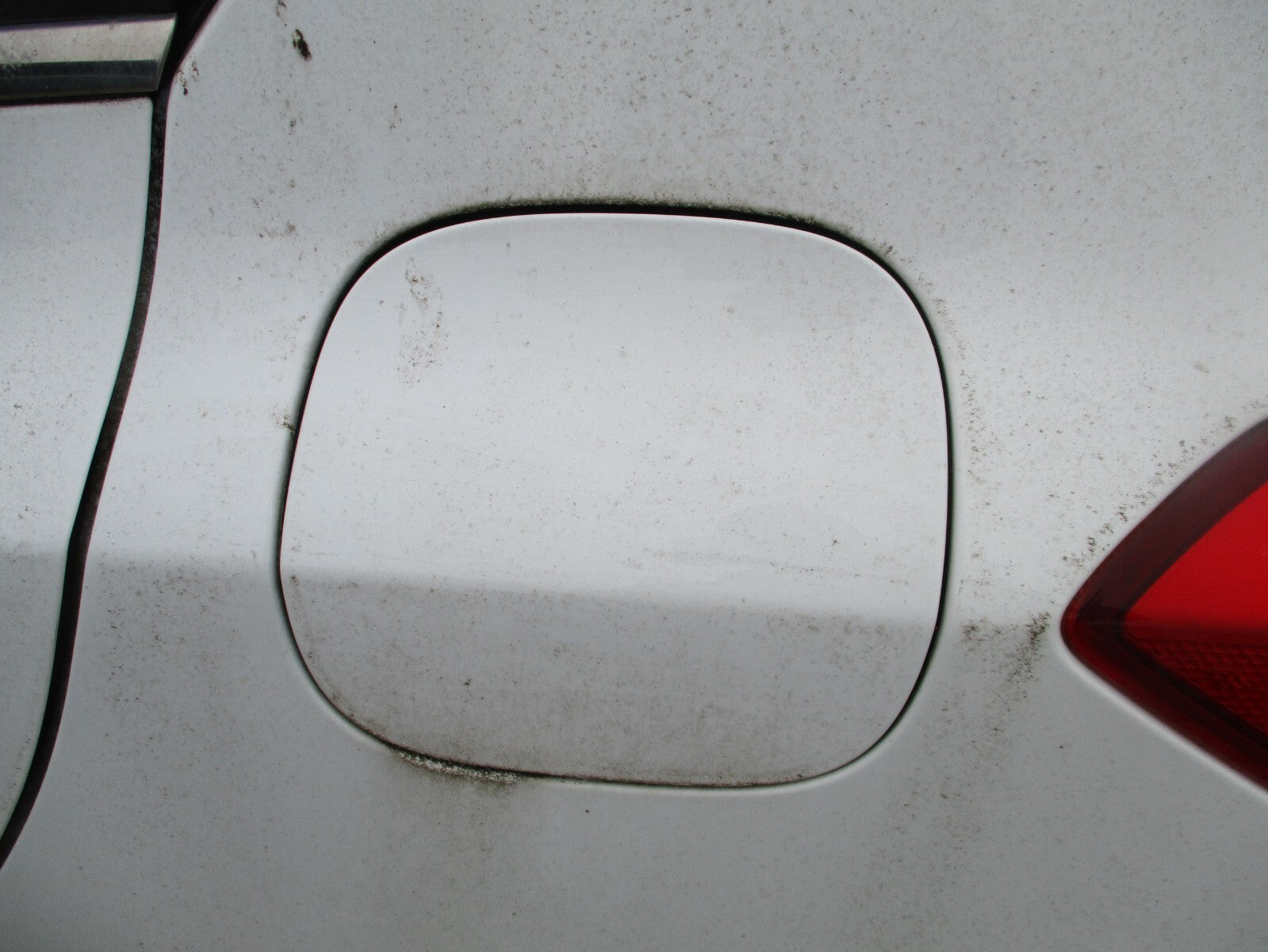 FORD FOCUS MK4 2021 FUEL FILLER FLAP FROZEN WHITE 5J