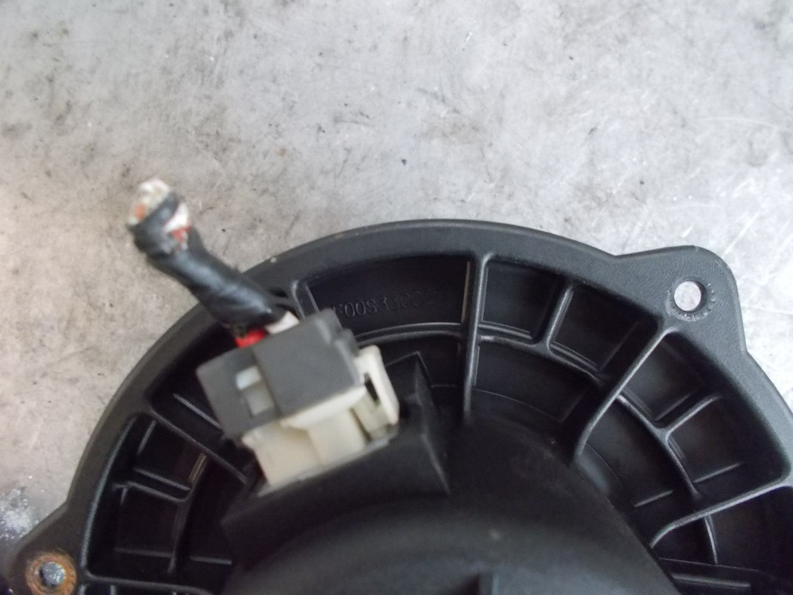 HYUNDAI GETZ i10 HEATER BLOWER MOTOR F00S330025