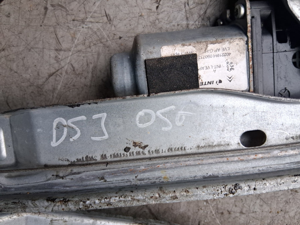 2013 CITROEN DS3 OS DRIVER SIDE WINDOW MOTOR REGULATOR 402219H