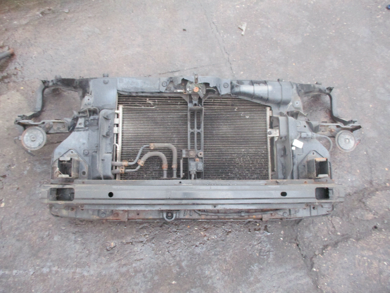HYUNDAI TUCSON 2.0 CRDT RAD PACK RADIATOR A/C CONDENSOR SLAM PANEL COMPLETE