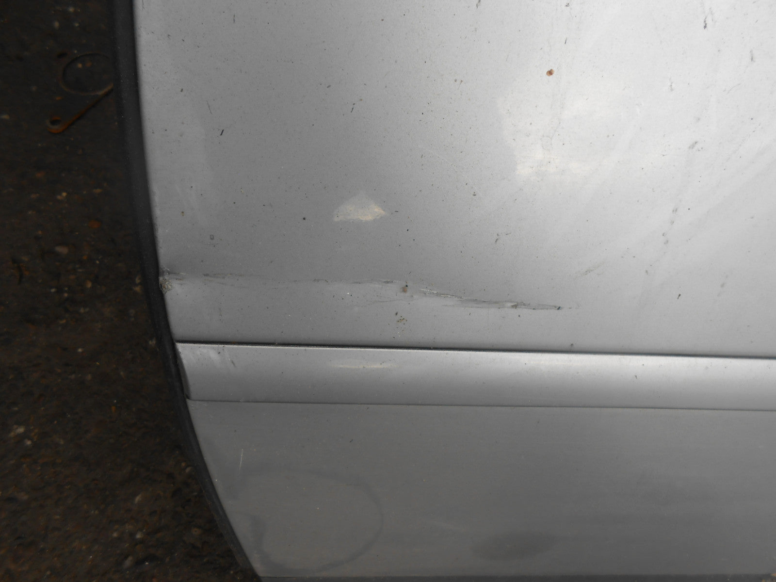 AUDI A6 C5 4B (MK2) SALOON NSR PASSENGER SIDE REAR DOOR COMPLETE SILVER