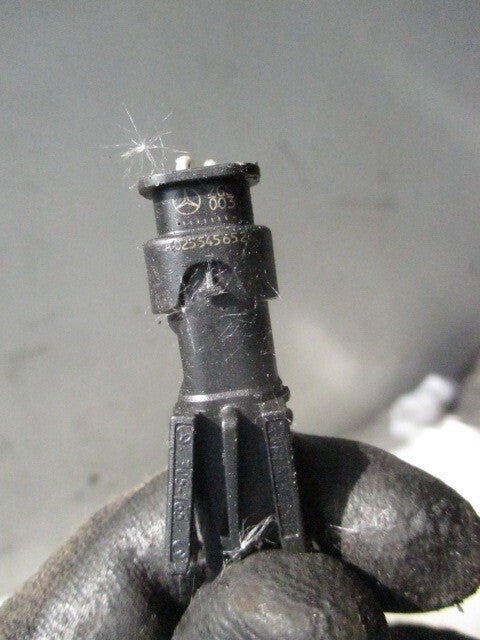 MERCEDES BENZ 2017 A CLASS EXHAUST GAS TEMPERATURE SENSOR LAMBDA A0255456526