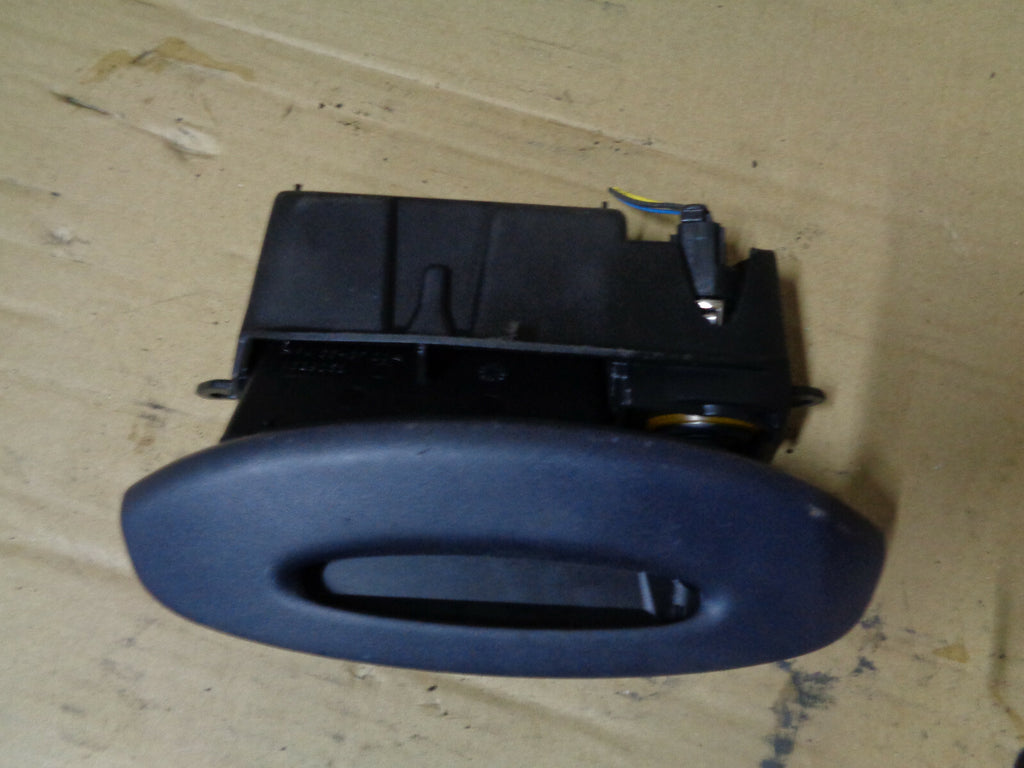 RENAULT MEGANE 2000 12V SOCKET LIGHTER ASH TRAY CUBBY COMPARTMENT 7700426757