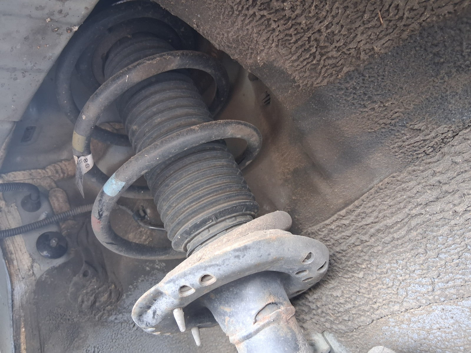 2019 KIA PICANTO MK3 1.0 PETROL OSF DRIVER SIDE FRONT SHOCK ABSORBER